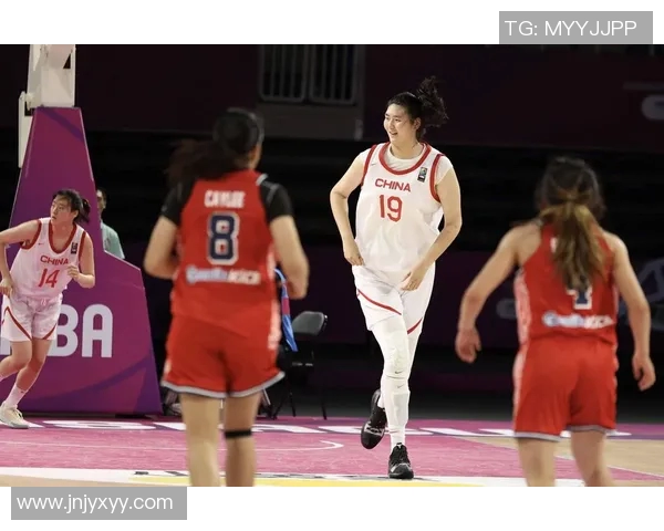 中国女子篮球对决日本队展现亚洲篮球实力与风采